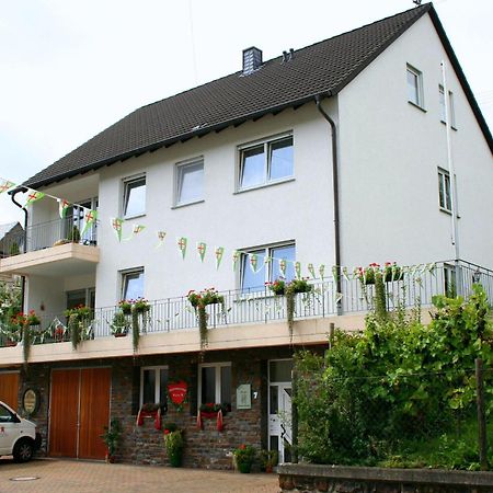 Hotel Ferienweingut Hensler Briedel Exterior foto